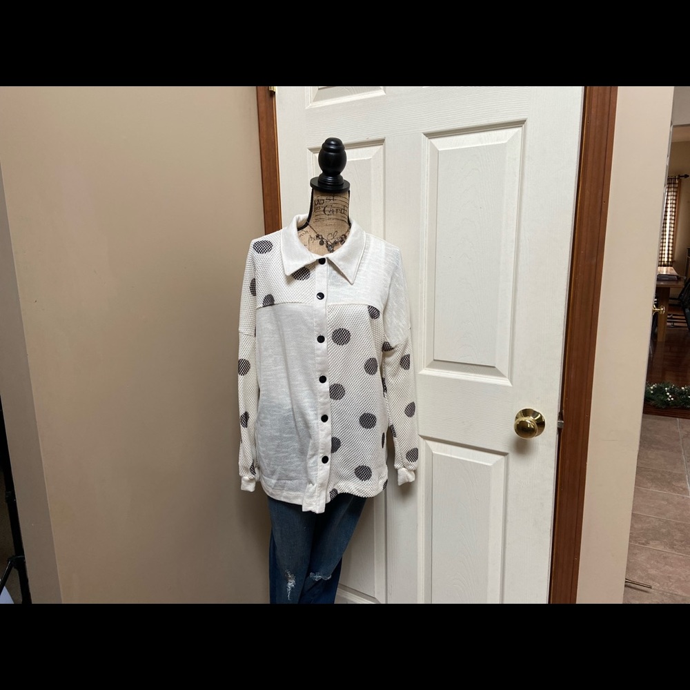 Blumin White/ Black Circle Patterned Button Down … - image 7
